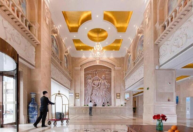 Vienna Hotel Anhui Taihe Baitai Xingma International