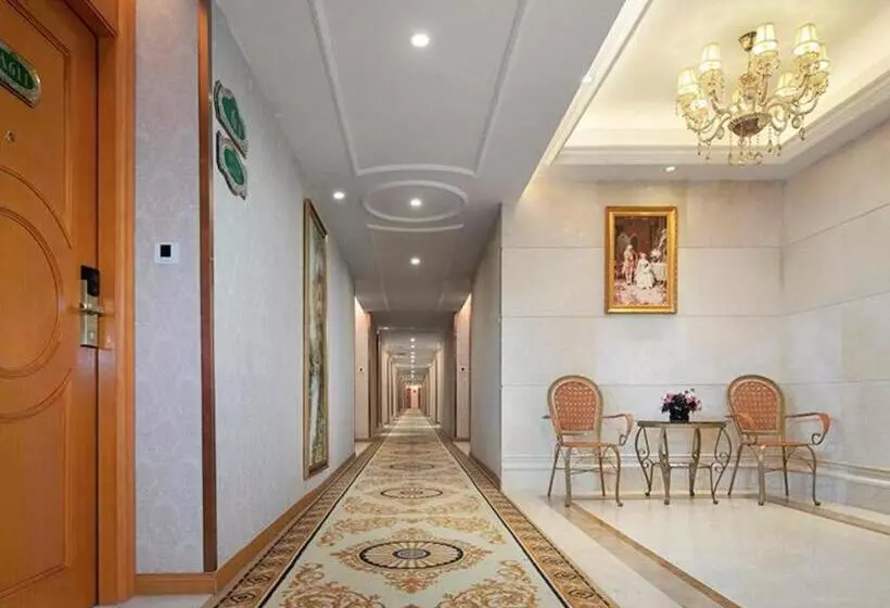 Vienna Hotel Guizhou Anshun Huangguoshu Waterfall Scenic Spot