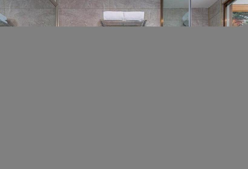 Vienna Hotel Hubei Jinzhou Changjiang University