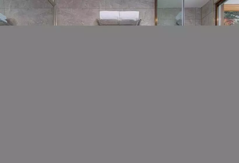 Vienna Hotel Hubei Jinzhou Changjiang University