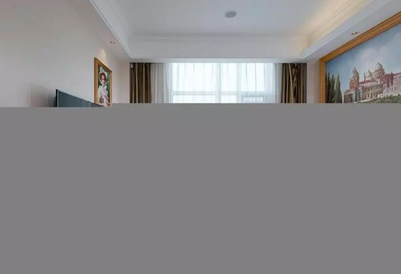 Vienna Hotel Hubei Jinzhou Changjiang University