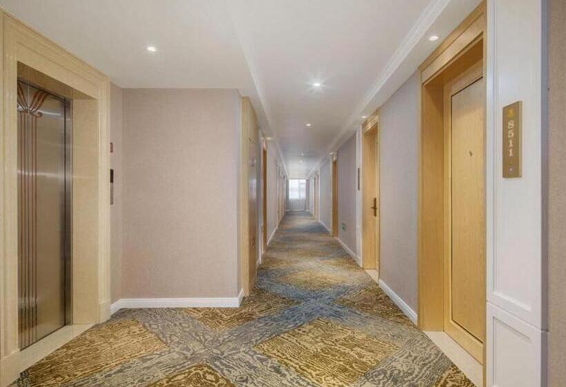 Vienna Hotel Ulan Qab New District High Speed Railway Station