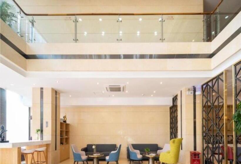 Borrman Hotel Qingyuan Shunying Gymnasium Flagship