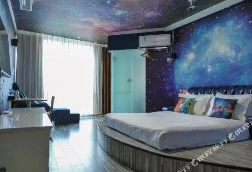 Hotelli 7 Days Premium Xianning Wenquan Shopping Center