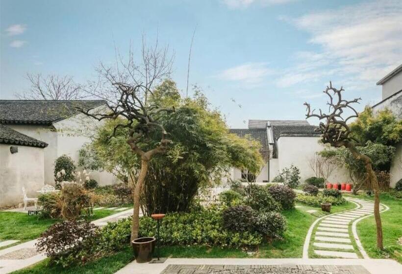 Hotel Blossom House Nanxun Qiushu Lane