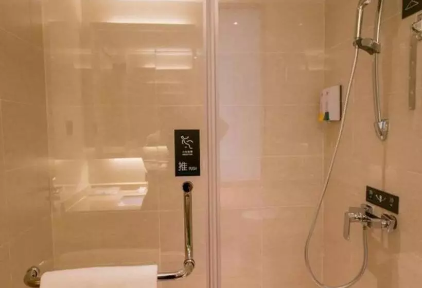 Hotelli City Comfort Inn Baise Forest Central City Hengji Plaza