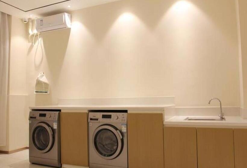 Отель City Comfort Inn Baise Forest Central City Hengji Plaza