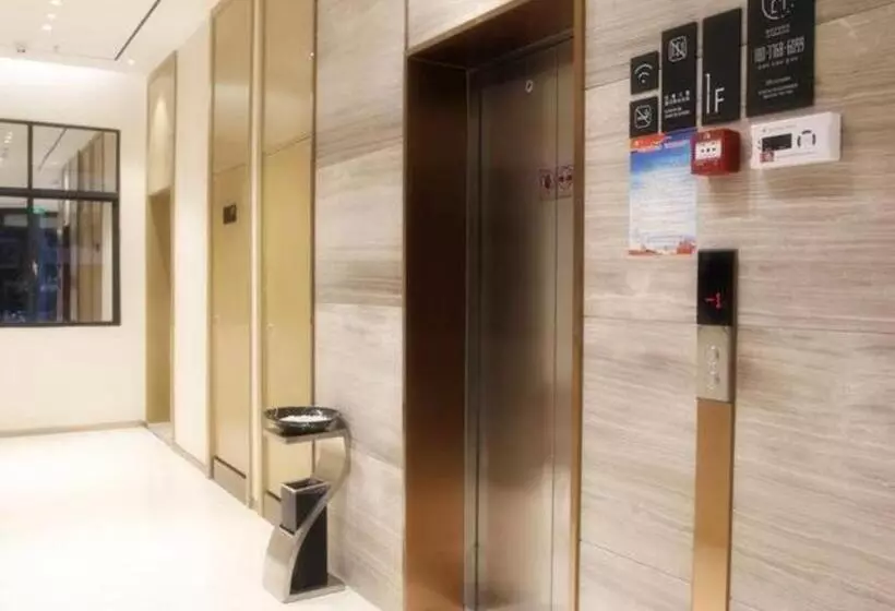 Hotelli City Comfort Inn Baise Forest Central City Hengji Plaza