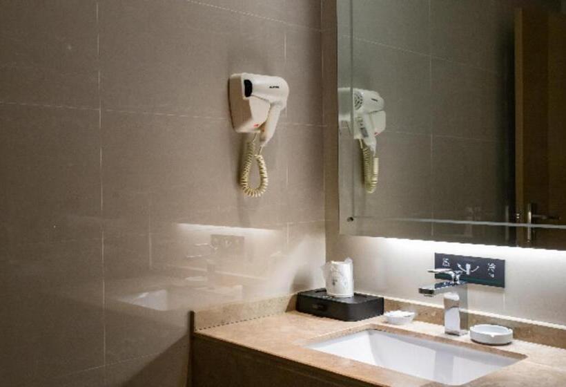 Hotel City Comfort Inn Beiliu Yongfeng Plaza Chengnan Bus Station