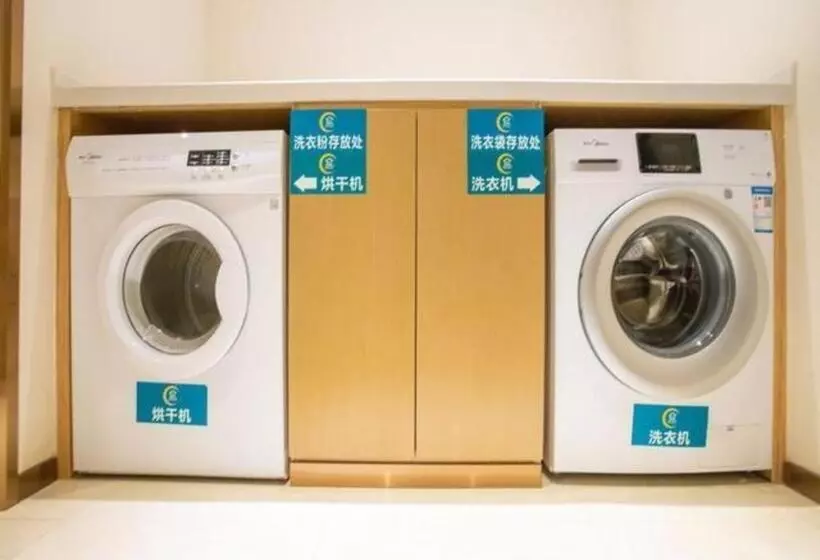 Hotelli City Comfort Inn Beiliu Yongfeng Plaza Chengnan Bus Station