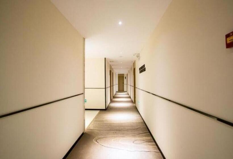 Hotel City Comfort Inn Beiliu Yongfeng Plaza Chengnan Bus Station