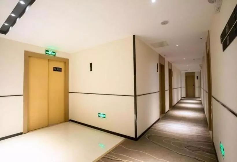 Hotelli City Comfort Inn Beiliu Yongfeng Plaza Chengnan Bus Station