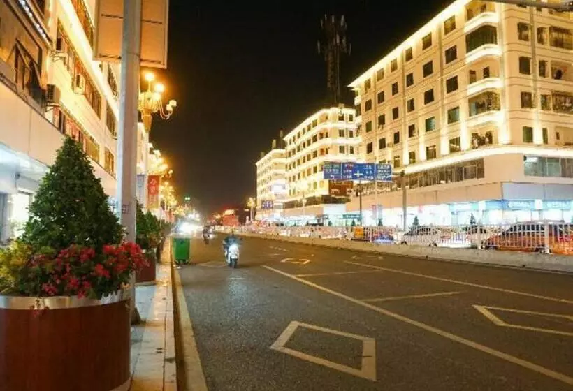 Hotelli City Comfort Inn Dongguan Shijie Jiarong Shopping Plaza