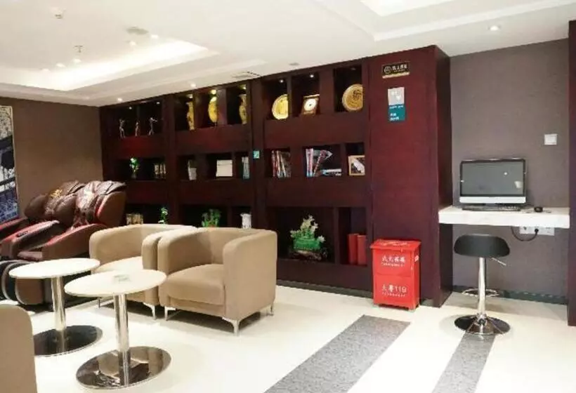 Hotelli City Comfort Inn Dongguan Shijie Jiarong Shopping Plaza