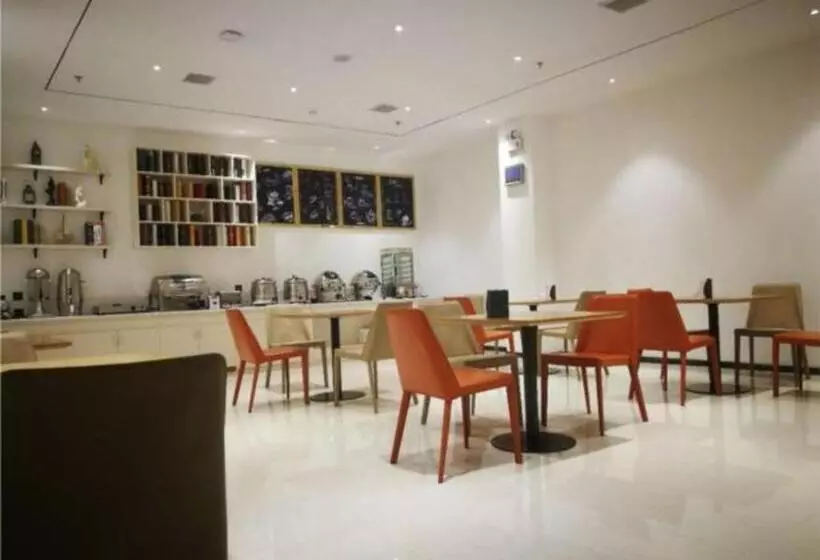 Hotelli City Comfort Inn Fuzhou Wanda Plaza Gandong Motor City