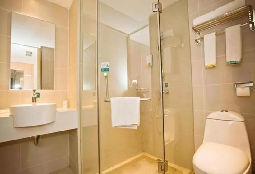 Hotelli City Comfort Inn Guanghan Sanxingdui Bailun Plaza