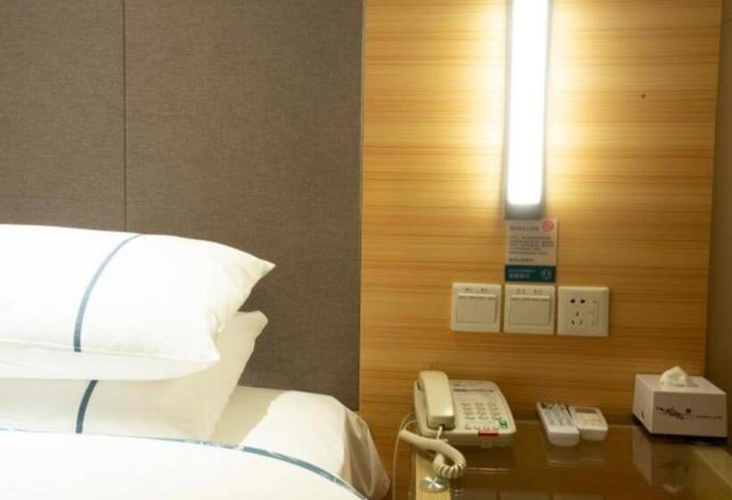 בית מלון כפרי City Comfort Inn Huanggang Tuanfeng Passenger