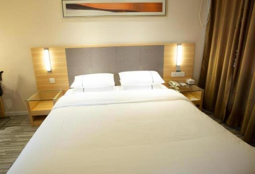 בית מלון כפרי City Comfort Inn Huanggang Tuanfeng Passenger