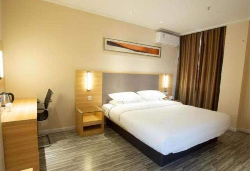 בית מלון כפרי City Comfort Inn Huanggang Tuanfeng Passenger