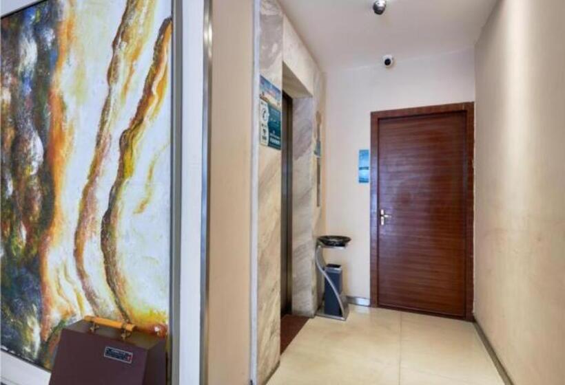 Отель City Comfort Inn Liuzhou Baisha Bus Station Shengli Barbecue City