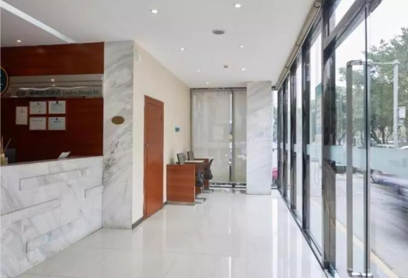 Hotelli City Comfort Inn Liuzhou Baisha Bus Station Shengli Barbecue City