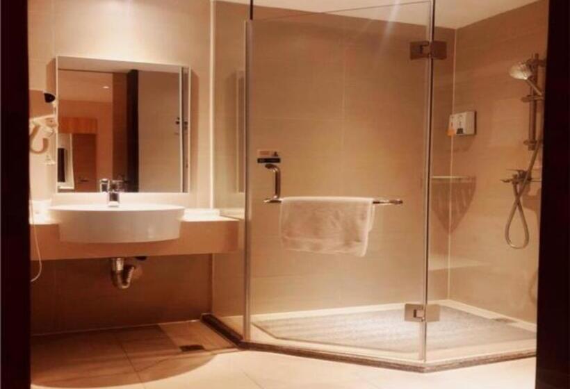 בית מלון כפרי City Comfort Inn Zhuhai Jinwan Hangkong Xincheng