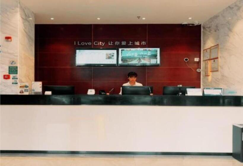 בית מלון כפרי City Comfort Inn Zhuhai Jinwan Hangkong Xincheng