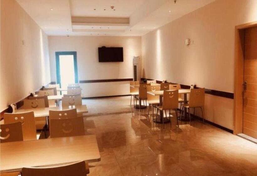 בית מלון כפרי City Comfort Inn Zhuhai Jinwan Hangkong Xincheng