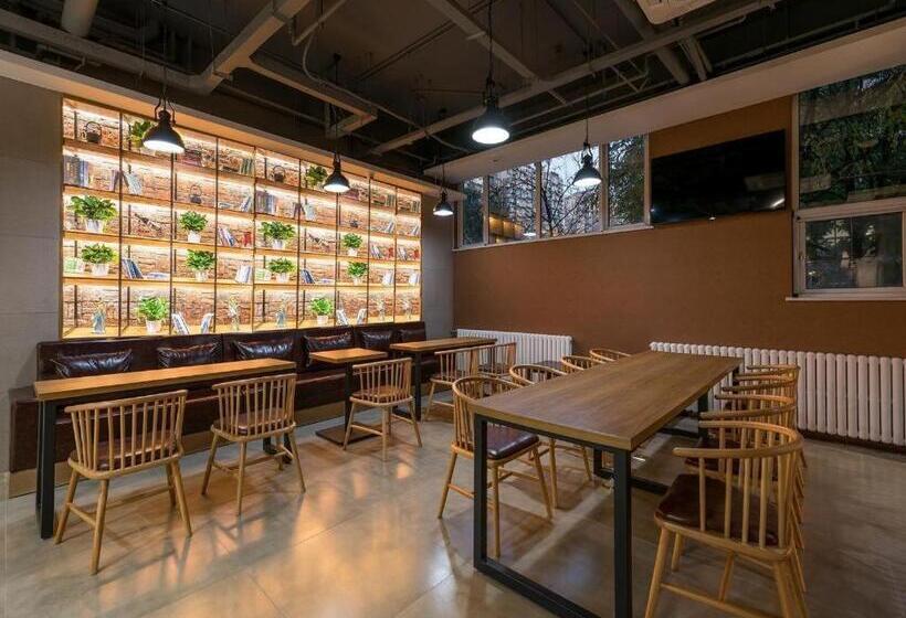Hotel James Joyce Coffetel Beijing South Station Xingong Metro Station Dayue Chunfengli