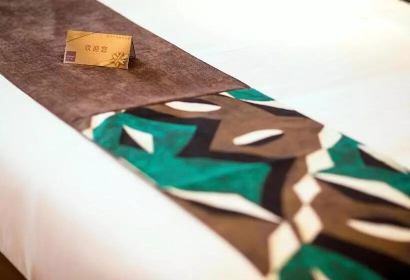 Hotelli James Joyce Coffetel Xinyang Municipal Government Railway Station