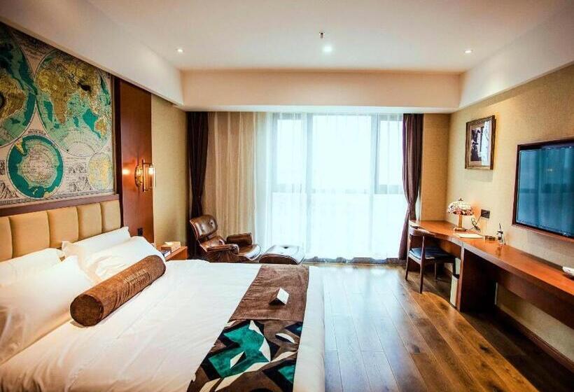 Отель James Joyce Coffetel Xinyang Municipal Government Railway Station