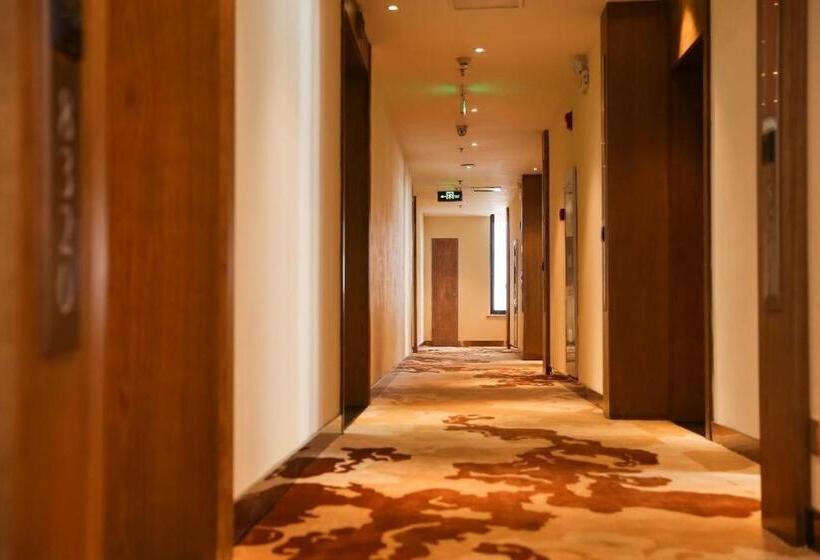 Отель James Joyce Coffetel·huai An Economic Development Zone