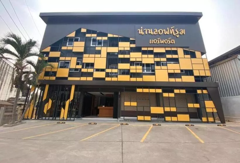 ホテル Nanloftroom Airport