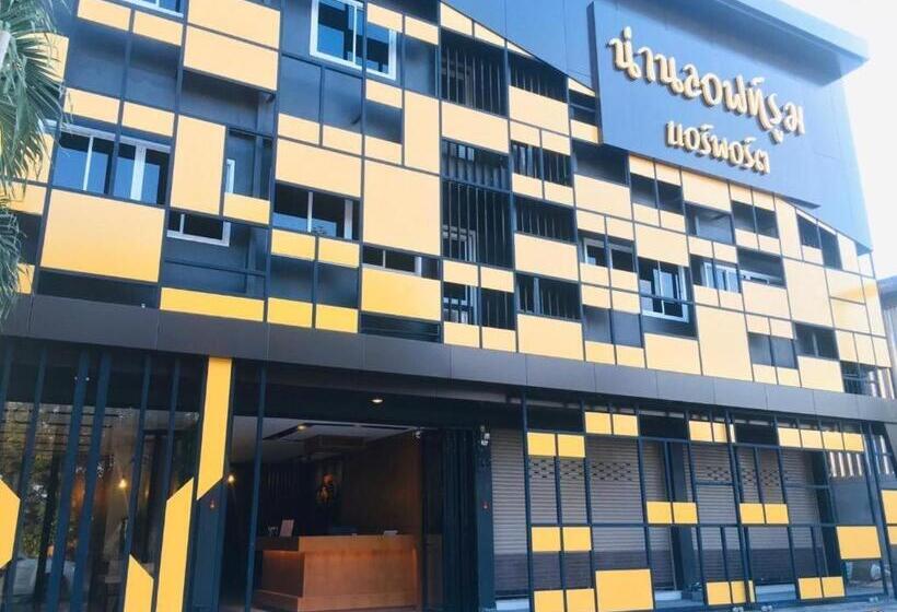 Szálloda Nanloftroom Airport