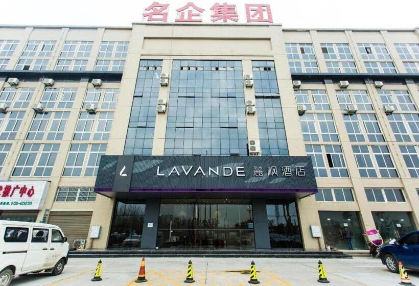 Lavande Hotel Qianjiang Lobster Market