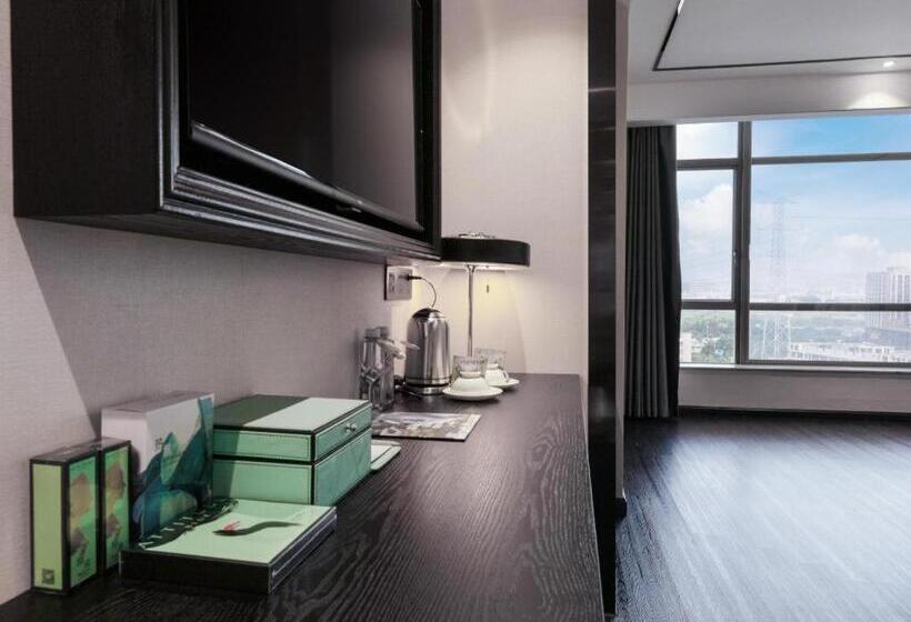 Xana Hotelle· Dongguang Chang An Binhaiwan Jian An Road