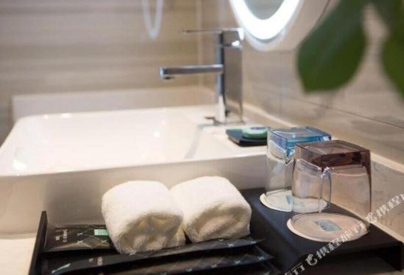 Xana Hotelle Ulanqab Municipal Government Wanda Plaza