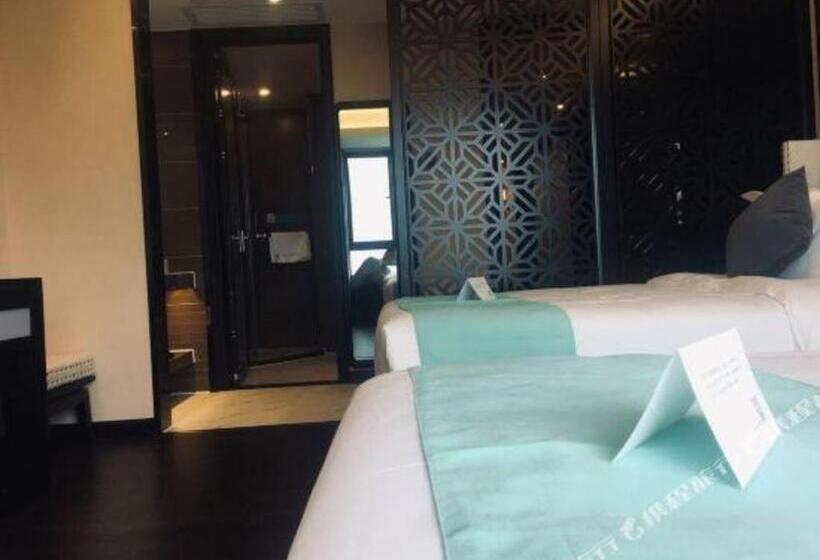 Xana Hotelle Zhengzhou North Passenger Terminal North University Town