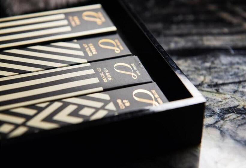 Xana Hotelle·hotel Luzhou Baizitu Square