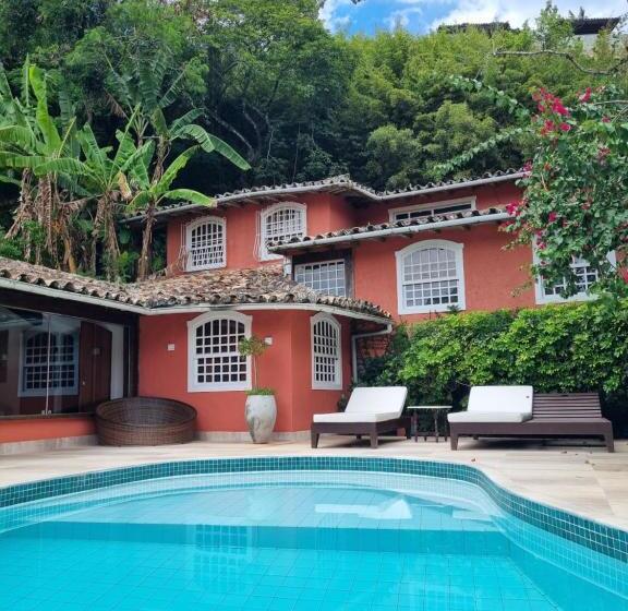 فندق صغير Origem Buziana