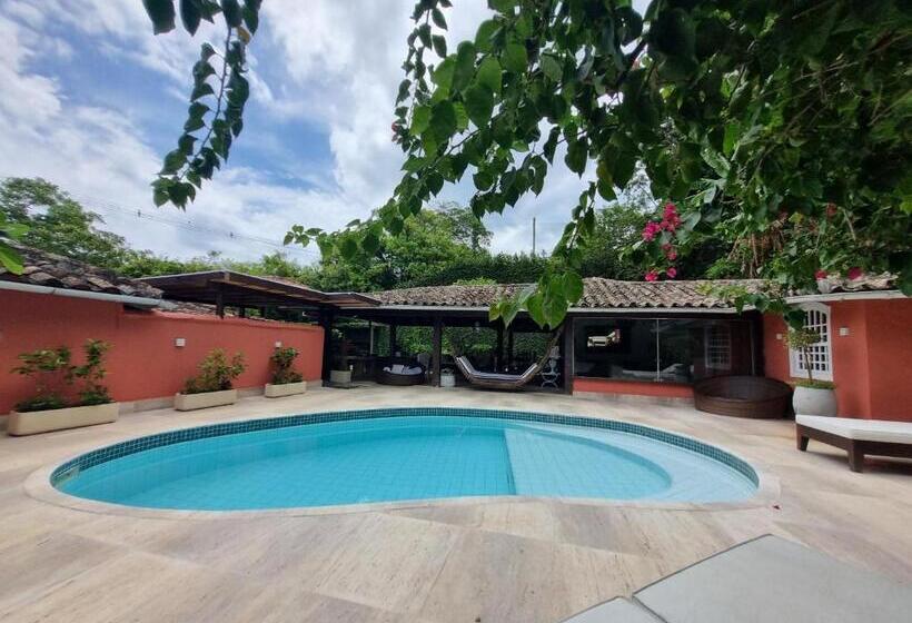 فندق صغير Origem Buziana