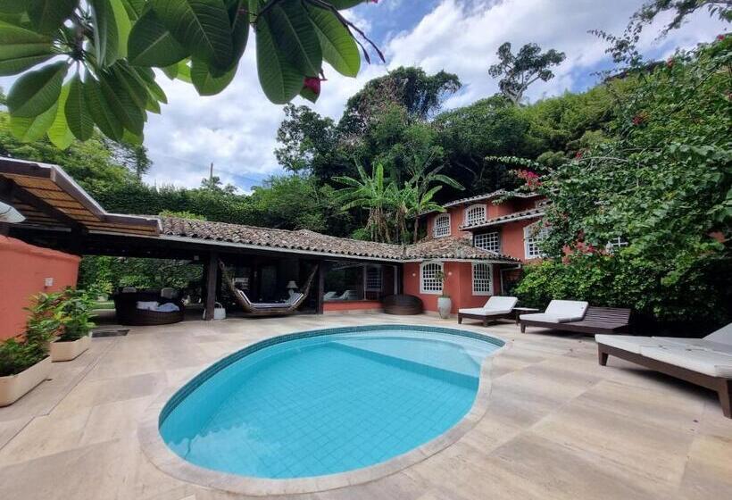 فندق صغير Origem Buziana