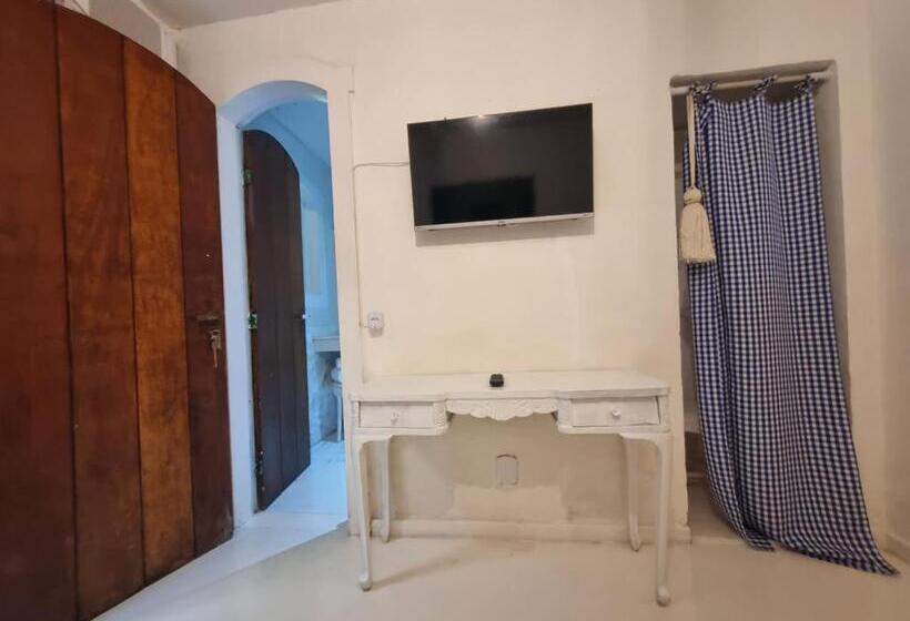 فندق صغير Origem Buziana