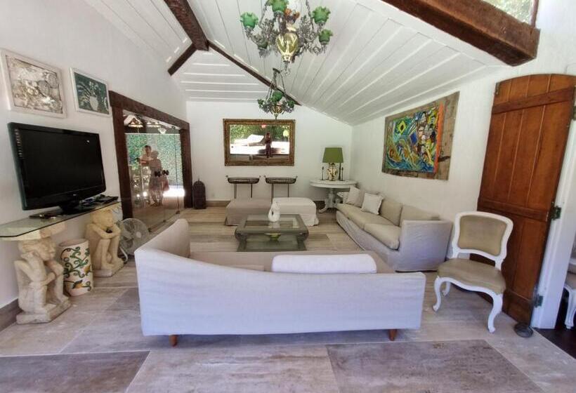 فندق صغير Origem Buziana