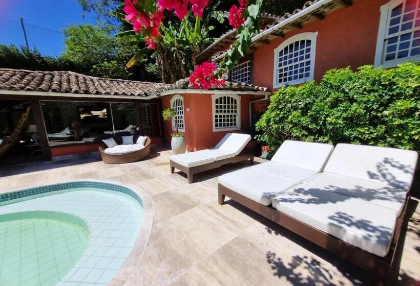 فندق صغير Origem Buziana