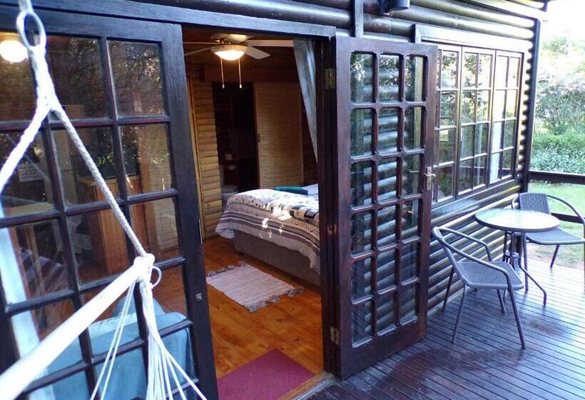 Общежитие Woodlands Cottages & Camping