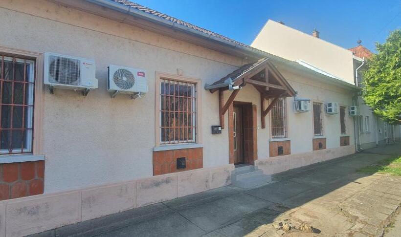 Pensionat Kölcsey 21 Vendégház