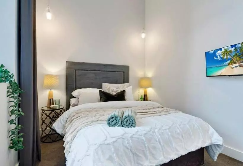Heritage Luxury Apartment Footy & Cbd