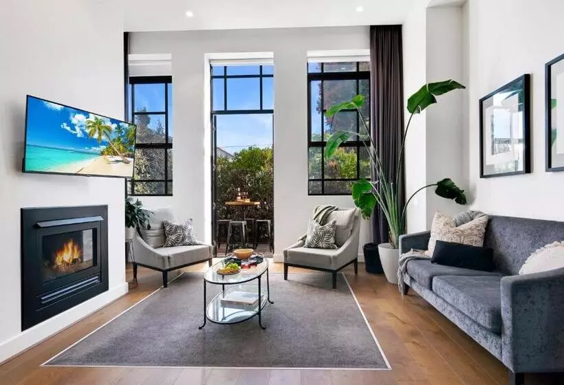 Heritage Luxury Apartment Footy & Cbd