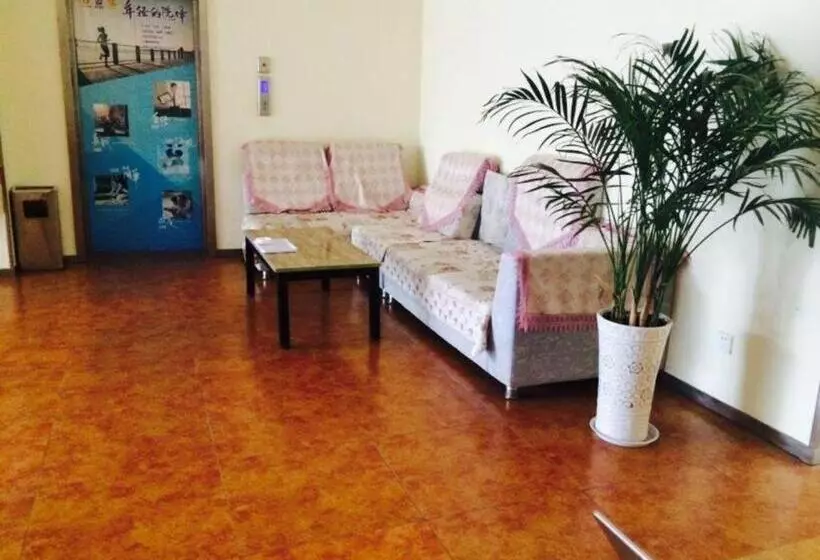 Hotelli 7days Inn Lianyungang Railway Station Branch